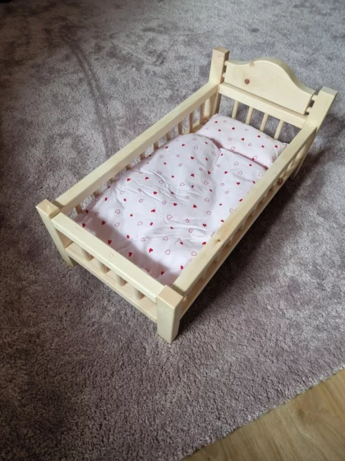 Puppenbettchen